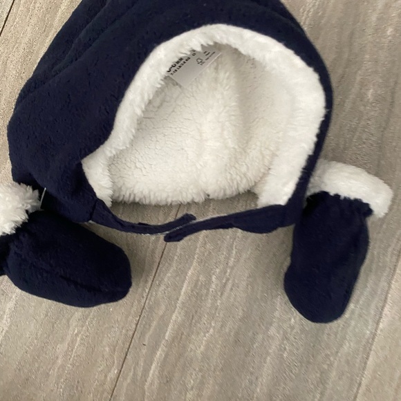 New Children's Place Baby Boy 0-6 Month Fur Navy Blue Trapper Hat & Mittens Set - Picture 5 of 6